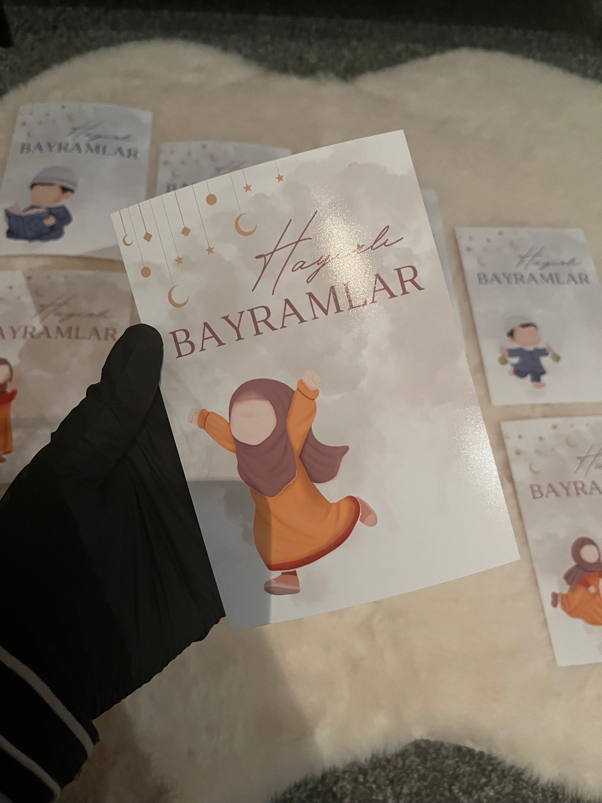 Eid & Bayram Geschenkidee –  Islamische Geschenkidee für Bayram – Hochwertiger Fotodruck – 10x15 cm, – 6 Designs – Islamische Geschenkidee für Bayram, eid geldkarte, bayram geldkarte, eid geldgeschenk, bayram geldgeschenk, eid grußkarte, bayram grußkarte, eid geschenkidee, bayram geschenkidee, islamische grußkarte, islamisches geschenk, geldkarte 10x15, eid download pdf, eid png vorlage, eid geldgeschenk digital, eid geldgeschenk gedruckt, eid kinder geschenk, eid karten erwachsene, 

