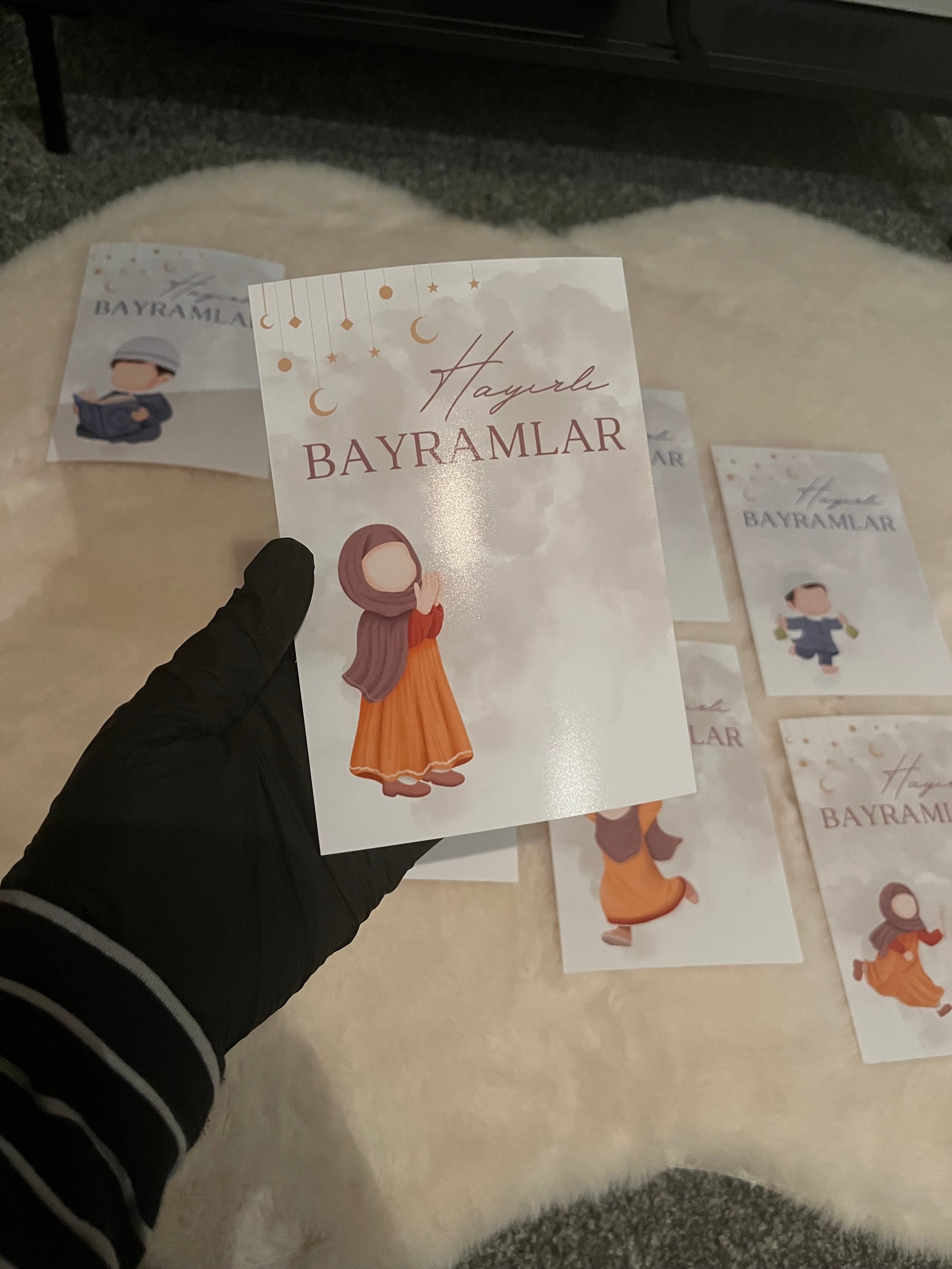 Eid & Bayram Geschenkidee –  Islamische Geschenkidee für Bayram – Hochwertiger Fotodruck – 10x15 cm, – 6 Designs – Islamische Geschenkidee für Bayram, eid geldkarte, bayram geldkarte, eid geldgeschenk, bayram geldgeschenk, eid grußkarte, bayram grußkarte, eid geschenkidee, bayram geschenkidee, islamische grußkarte, islamisches geschenk, geldkarte 10x15, eid download pdf, eid png vorlage, eid geldgeschenk digital, eid geldgeschenk gedruckt, eid kinder geschenk, eid karten erwachsene, 
