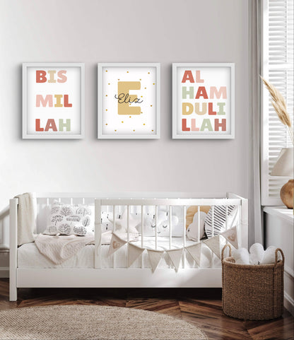 islamische Kinderzimmerposter, muslimische Kinderzimmer, islamische Dekoration, Kinderzimmer Kunst, islamische Kunst für Kinder, Kalligraphie für Kinder, islamische Poster für Kinder, Kinderzimmer Dekoration, moderne islamische Kunst, Glaube für Kinder, muslimische Wandkunst, kreative Kinderzimmergestaltung, islamische Kinderkunst, Poster für junge Muslime, arabische Schrift für Kinder, Personalisierte Poster, Persönliche Poster, Namensposter
