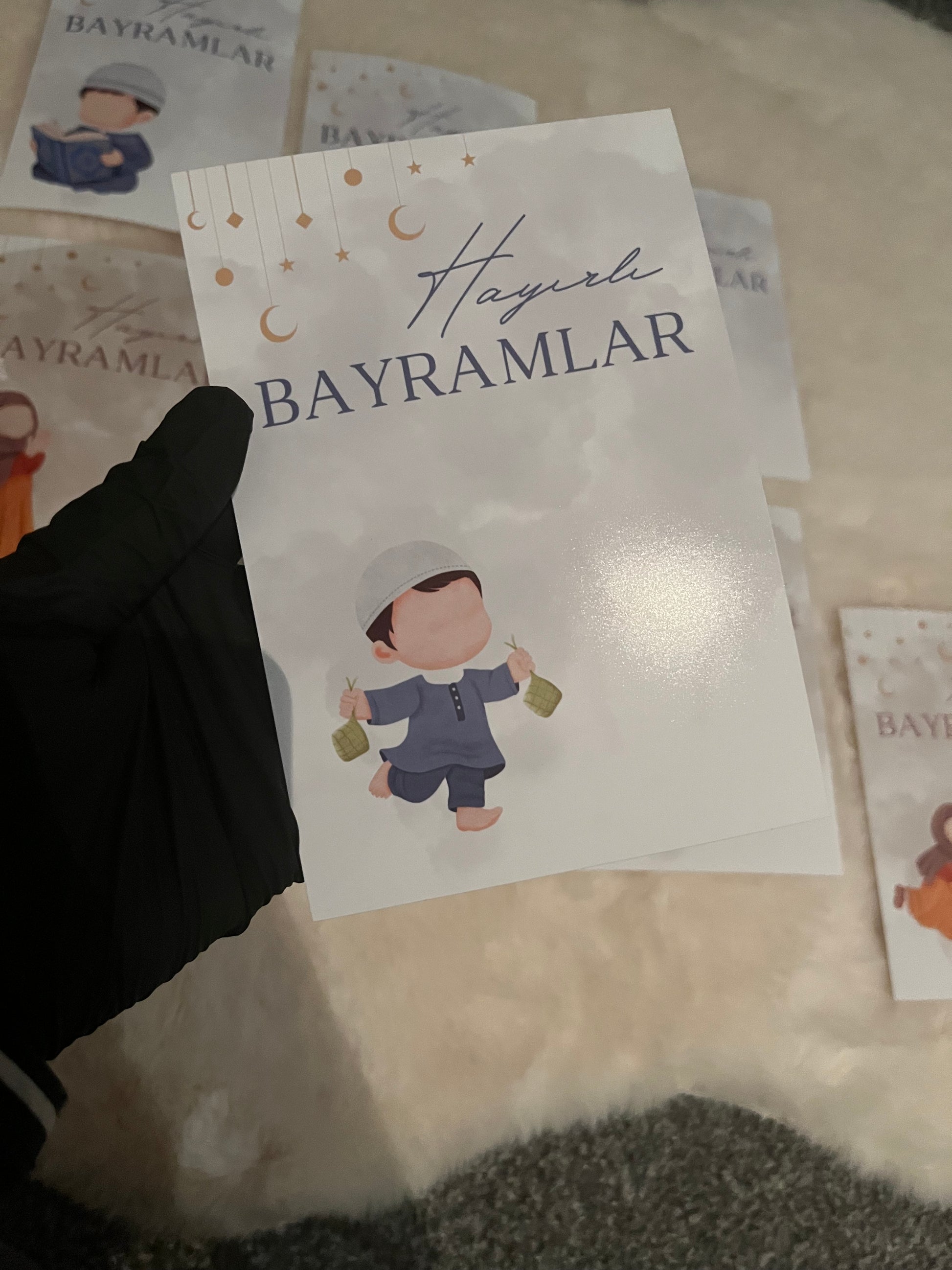 Eid & Bayram Geschenkidee –  Islamische Geschenkidee für Bayram – Hochwertiger Fotodruck – 10x15 cm, – 6 Designs – Islamische Geschenkidee für Bayram, eid geldkarte, bayram geldkarte, eid geldgeschenk, bayram geldgeschenk, eid grußkarte, bayram grußkarte, eid geschenkidee, bayram geschenkidee, islamische grußkarte, islamisches geschenk, geldkarte 10x15, eid download pdf, eid png vorlage, eid geldgeschenk digital, eid geldgeschenk gedruckt, eid kinder geschenk, eid karten erwachsene, 
